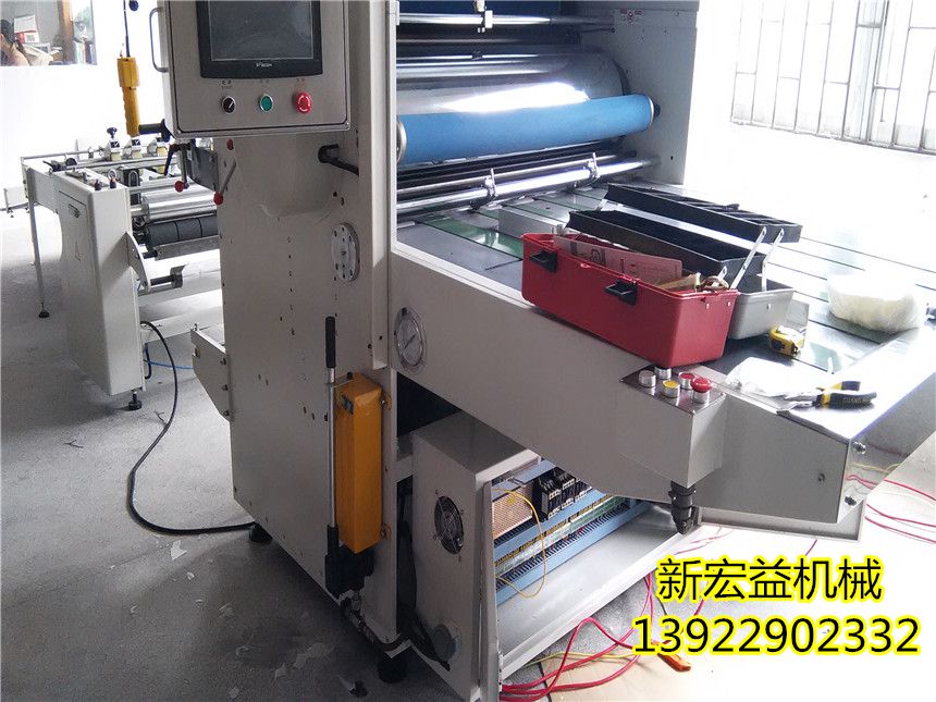 FM-1100C立式復(fù)膜機(jī)|水性復(fù)膜機(jī)-帶拉紙...